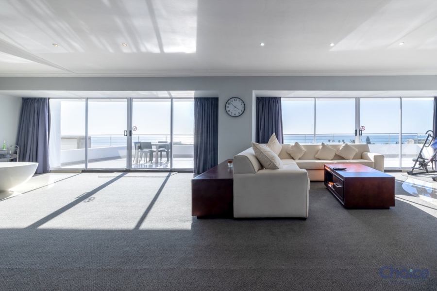 5 Bedroom Property for Sale in Jeffreys Bay Central Eastern Cape